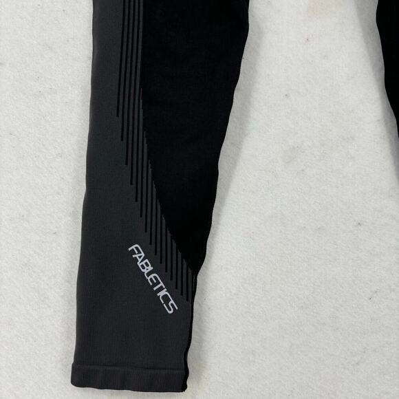 Fabletics Seamless Fusion High Waist 7/8 Leggings Size S Black Gray - Picture 6 of 12